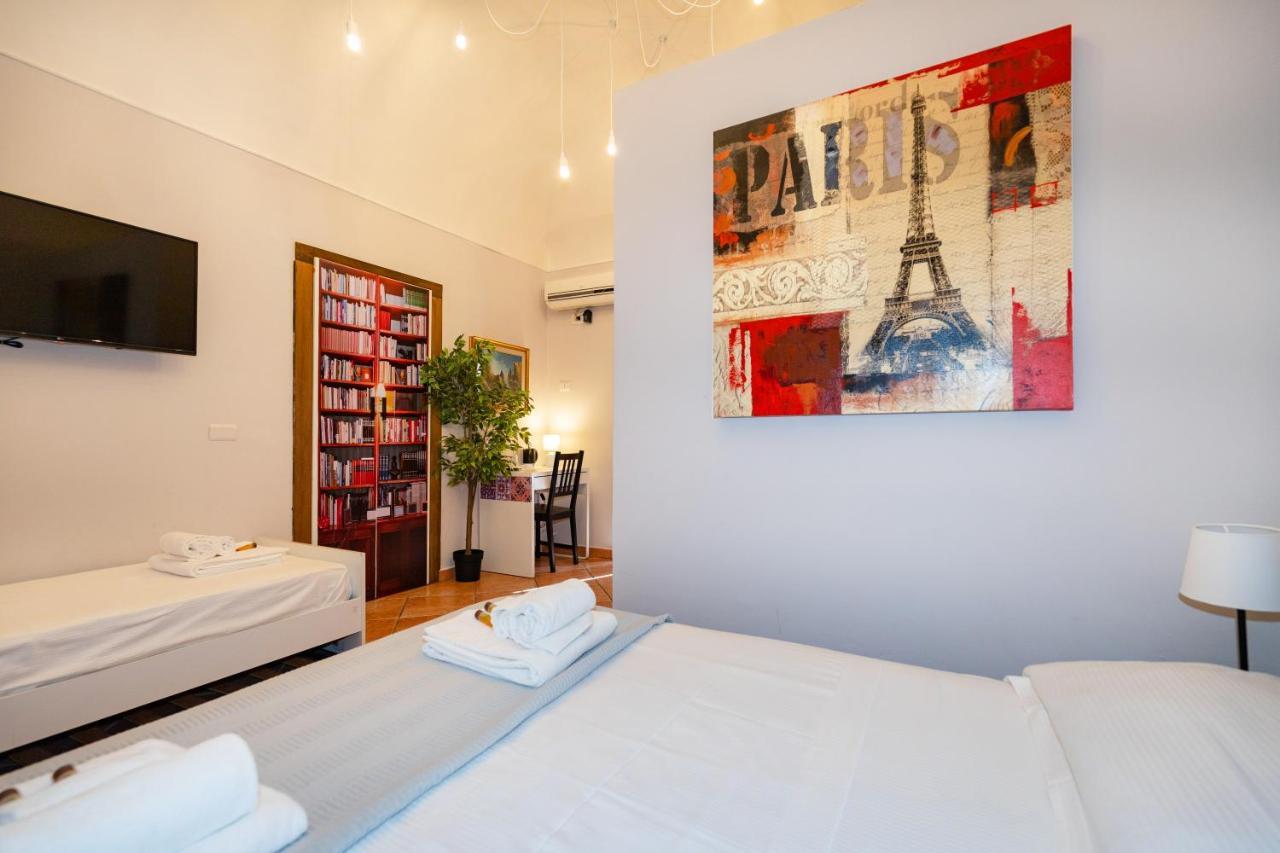 Stesicoro Exclusive Rooms คาตาเนีย ภายนอก รูปภาพ