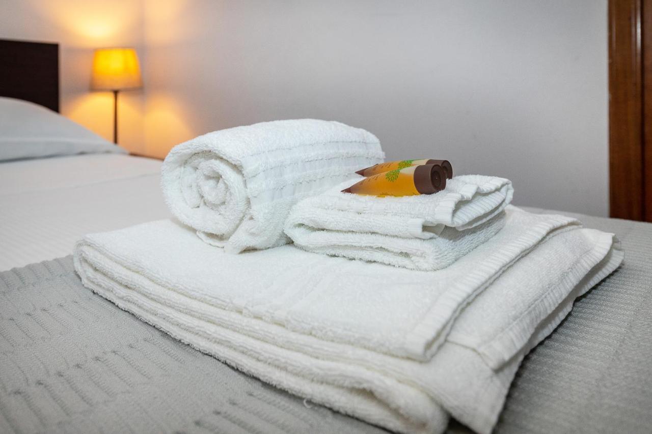 Stesicoro Exclusive Rooms คาตาเนีย ภายนอก รูปภาพ